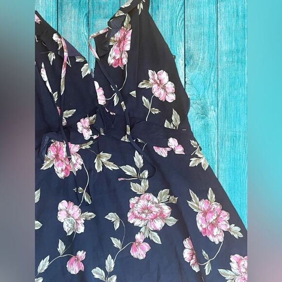 Cupcakes & Cashmere Women’s Size Small Loraine Ruffled Floral Mini Dress In Ink - Picture 3 of 15